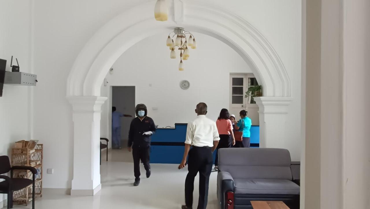 Smile Hub Kandy -Youth Hostel- Luaran gambar
