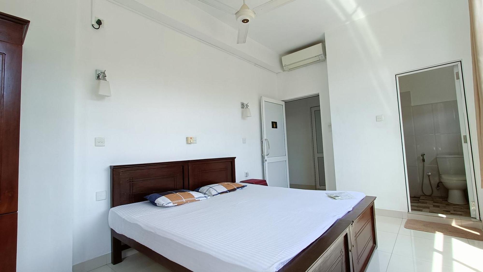 Smile Hub Kandy -Youth Hostel- Luaran gambar