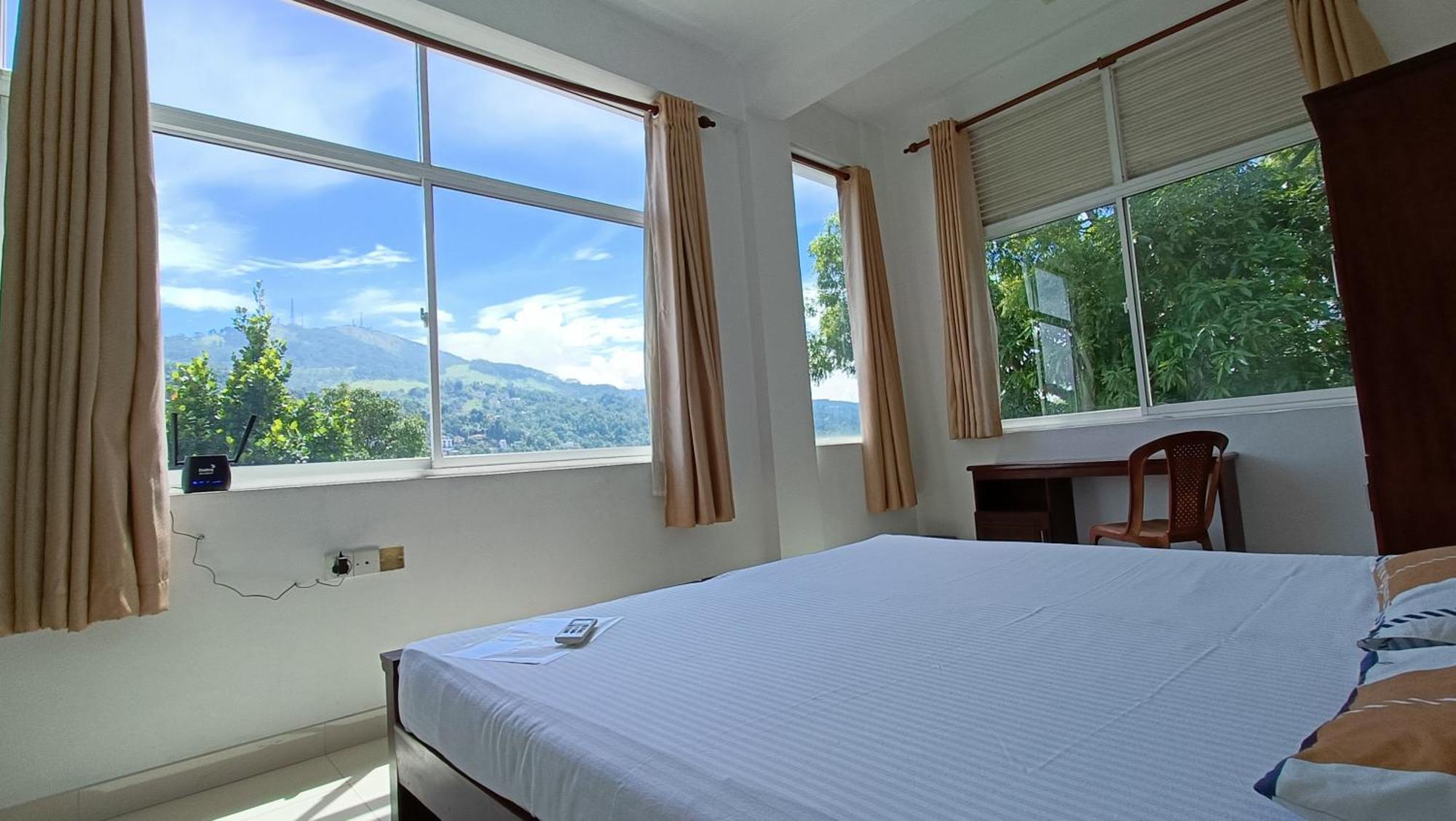 Smile Hub Kandy -Youth Hostel- Luaran gambar