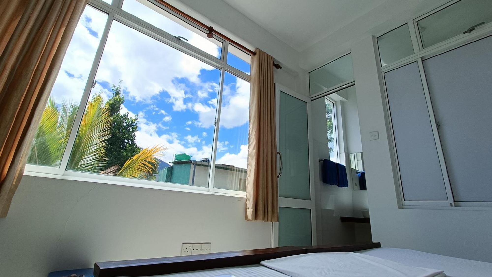 Smile Hub Kandy -Youth Hostel- Luaran gambar
